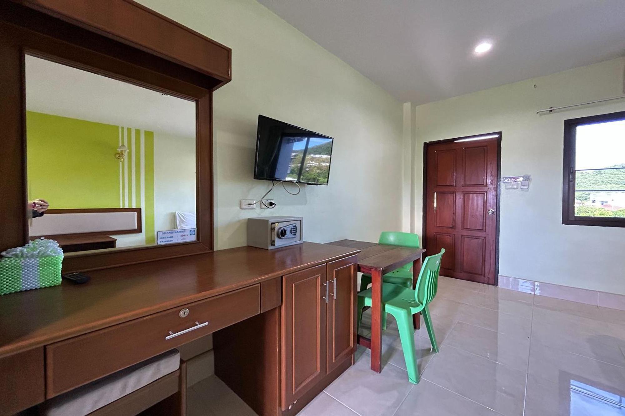 Sb Park Mansion Hotel Phuket Exterior photo