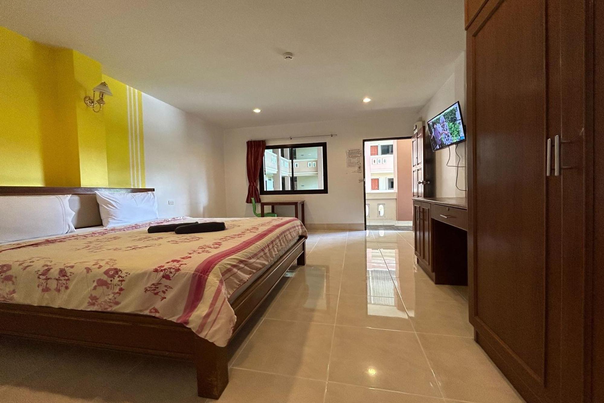 Sb Park Mansion Hotel Phuket Exterior photo